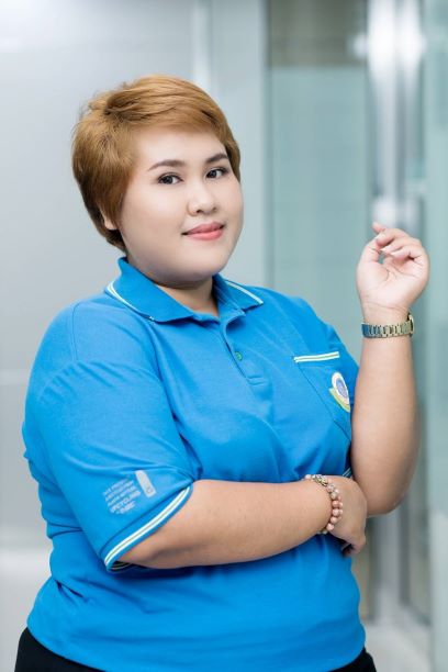 นางสาวฉันท์ชนก กลัดแก้ว