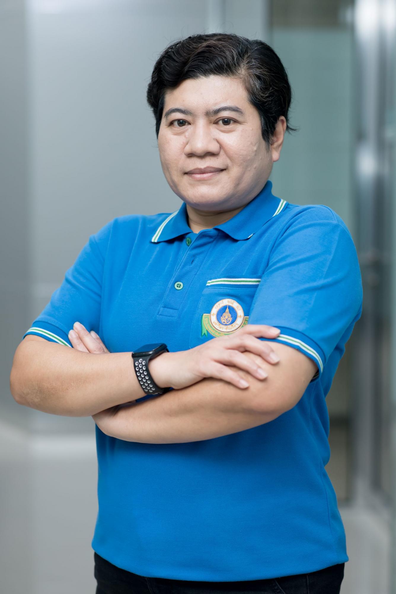 เจ้าหน้าที่สารบรรณ นางสมสมร สายด้วง