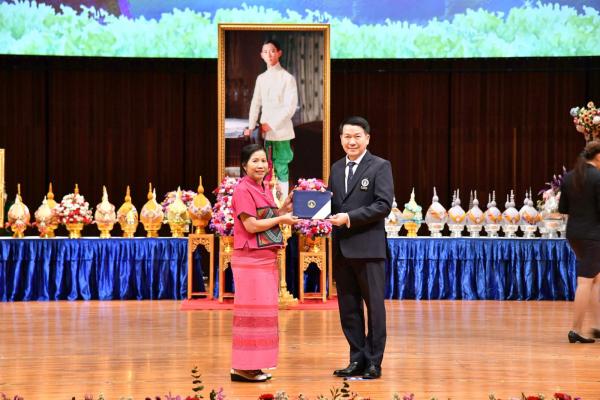 เนื่องด้วยมหาวิทยาลัยมหิดล จัดงานครบรอบ “56 ปี วันพระราชทานนาม และ 137 ปี มหาวิทยาลัยมหิดล” นางสายสมร กำเนิดสิงค์ ได้รับรางวัลเชิดชูเกียรติบุคลากรดีเด่น ลูกจ้างประจำเงินนอกงบประมาณ ประจำปี 2567