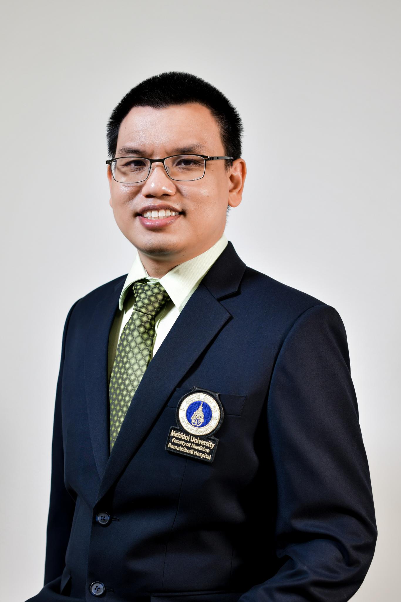 รศ. นพ.กุลพงษ์ ชัยนาม รศ. นพ.กุลพงษ์ ชัยนาม