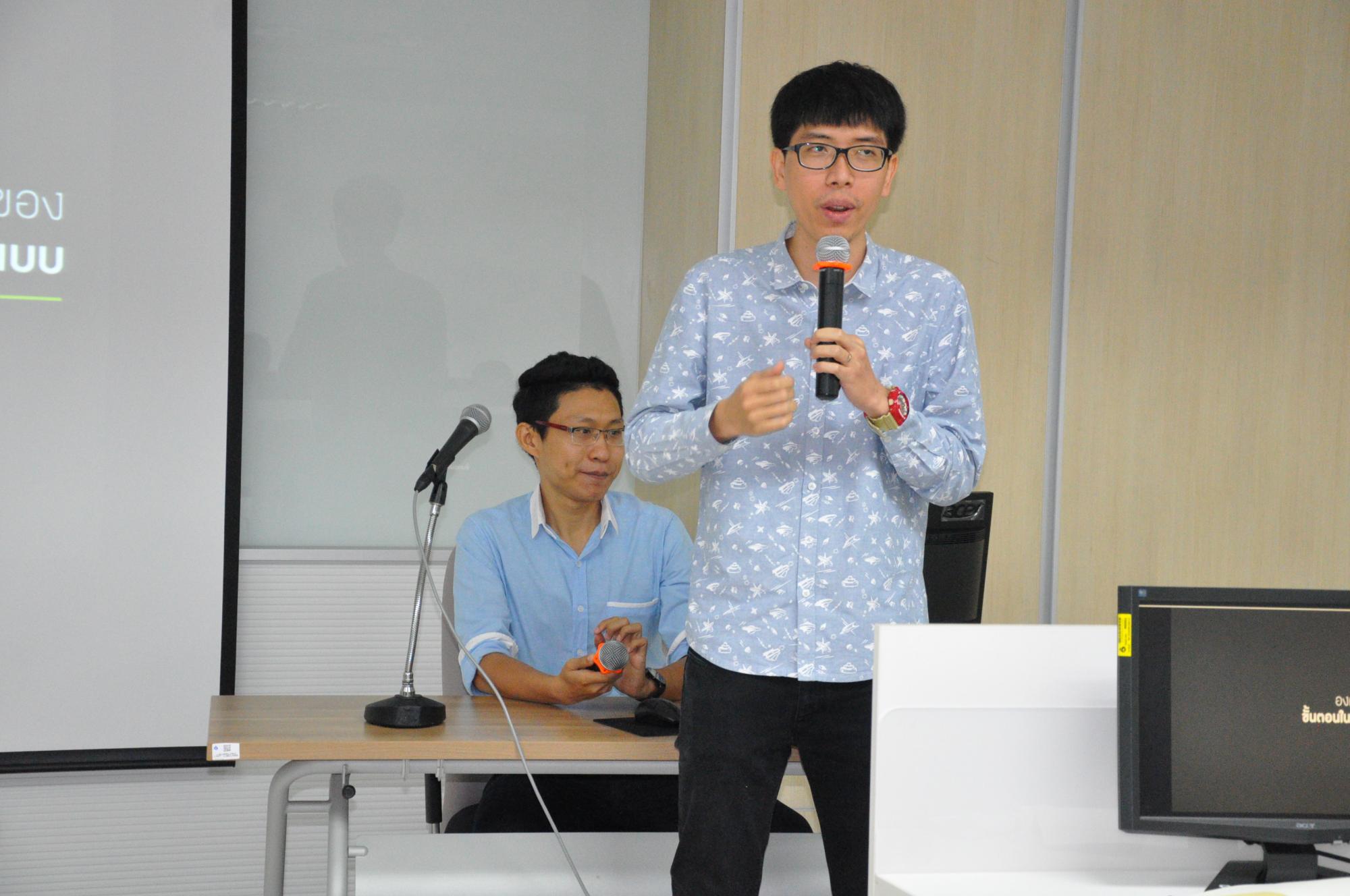 คณะผู้บริหารคณะ ฯ และภาควิชารังสีวิทยา ร่วมประชุมเรื่อง “การจัดทำข้อตกลงการปฏิบัติงาน (PA) ระหว่างคณบดีกับหัวหน้าภาควิชาและผู้อำนวยการโรงเรียน ฯ” ปีงบประมาณ 2559 งานสื่อสารองค์กรจัดอบรม “โครงการพัฒนาบุคลากรด้านการออกแบบสื่อประชาสัมพันธ์”