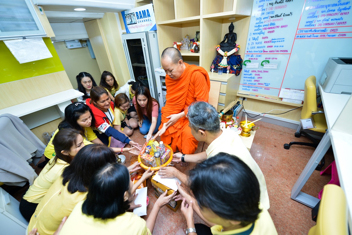 งานสื่อสารองค์กรจัดพิธีทำบุญ ในโอกาสปรับปรุงสำนักงานหน่วยโทรศัพท์กลาง งานสื่อสารองค์กรจัดพิธีทำบุญ ในโอกาสปรับปรุงสำนักงานหน่วยโทรศัพท์กลาง