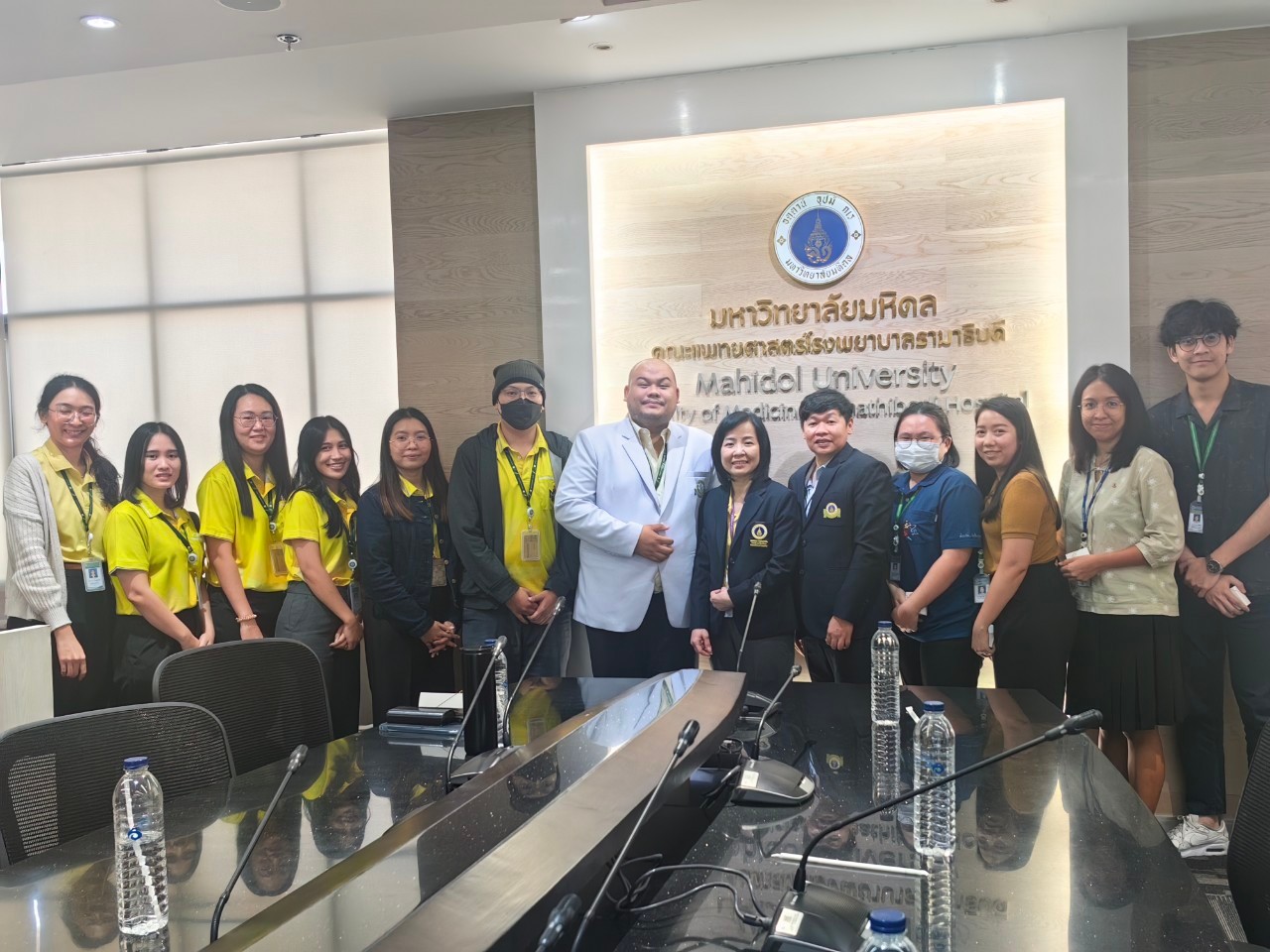 คณะแพทยศาสตร์วชิรพยาบาล เข้าศึกษาดูงาน