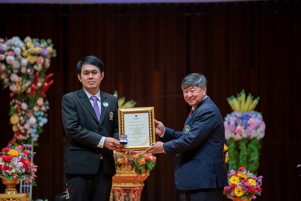 ขอแสดงความยินดีกับรศ.ดร.นพ.ไชยพร ยุกเซ็น ได้รับรางวัลและเกียรติบัตรบุคลากรดีเด่น ประจำปี 2565