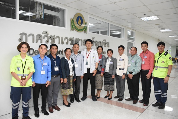 ภาควิชาเวชศาสตร์ฉุกเฉิน ต้อนรับคณะศึกษาดูงานจากหลักสูตรการฝึกอบรมเทคโนโลยีทางการแพทย์และสาธารณสุขสำหรับบุคลากรทางการแพทย์จากสาธารณัฐประชาธิบไตยประชาชนลาว ตามพระราชดำริ สมเด็จพระกนิษฐาธิราเจ้า กรมสมเด็จพระเทพรัตราชสุดาฯ สยามบรมราชกุมารี รุ่นที่ 27