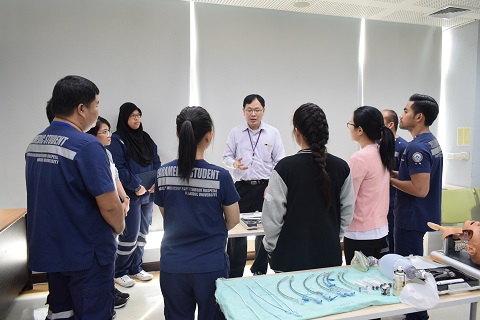 การเรียนการสอนนักศึกษาปฏิบัติการฉุกเฉินการแพทย์ เรื่อง การใส่ท่อช่วยหายใจในผู้ป่วยเด็ก  Pediatric intubation
