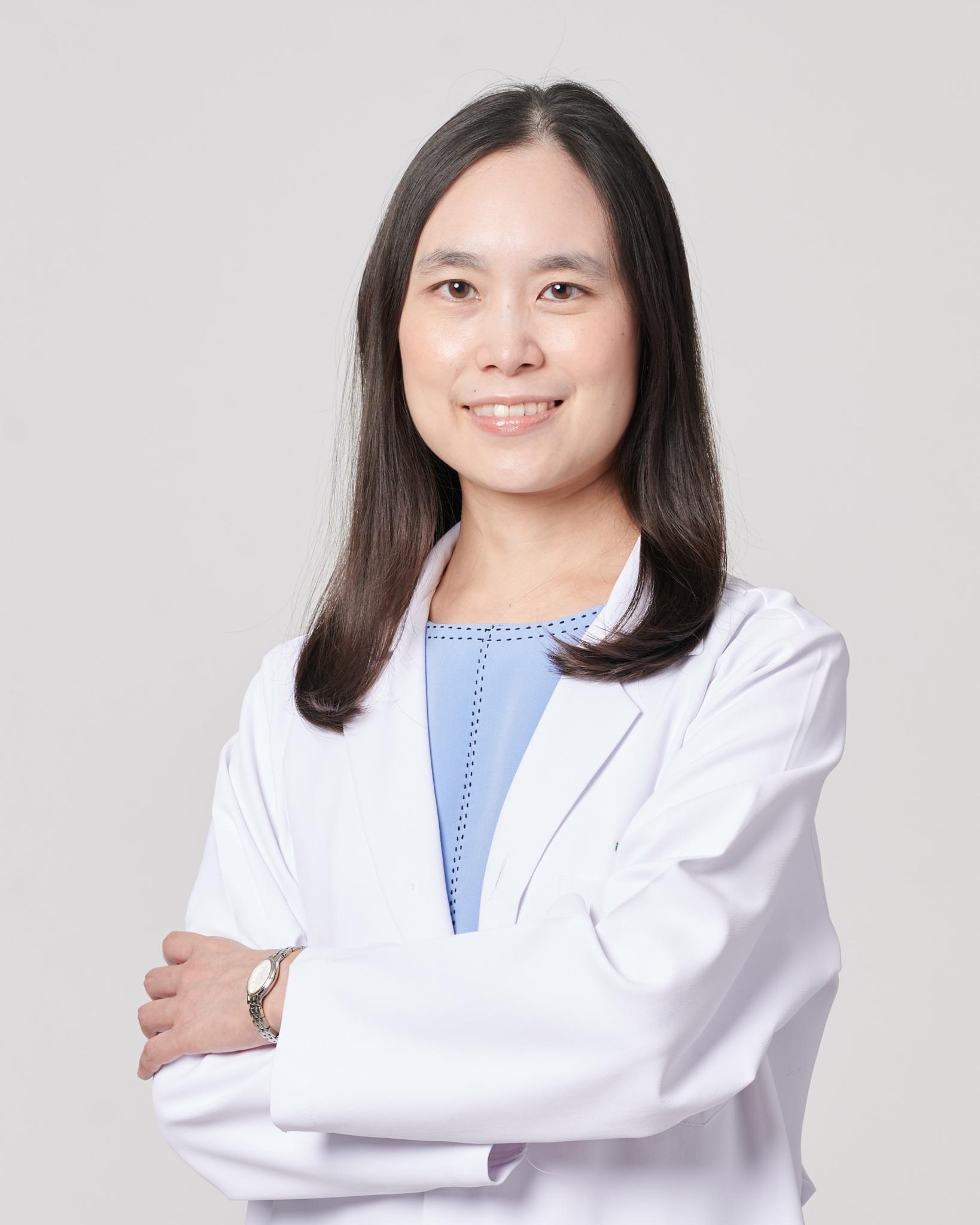 อาจารย์ แพทย์หญิงพิชญา โอเจริญ อาจารย์ แพทย์หญิงพิชญา โอเจริญ