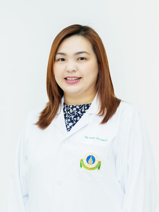พญ.ภคพร ดำรงกุลชาติ พญ.ภคพร ดำรงกุลชาติ