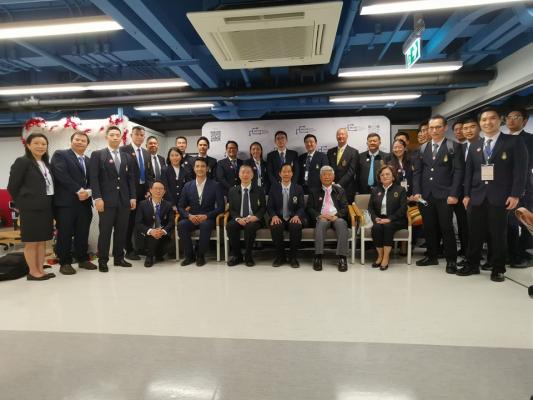 คณะศึกษาดูงานจากหลักสูตรประกาศนียบัตรผู้นำทางการแพทย์ รุ่นที่ 1 (ปนพ.1) และหลักสูตรประกาศนียบัตรธรรมาภิบาลทางการแพทย์สำหรับผู้บริหารระดับสูง รุ่นพิเศษ 1 (ปธพ. Executive: ปธพ. X) ได้เข้าเยี่ยมชมศูนย์พัฒนานวัตกรรมทางการแพทย์