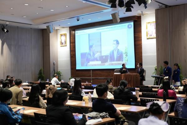 การบรรยายหัวข้อ "การออกแบบนวัตกรรมด้านสุขภาพและการแพทย์สู่เชิงพาณิชย์ (Human-centric Design for Better Living)"  ในงานมหกรรมคุณภาพศัลยศาสตร์ ครั้งที่ 13