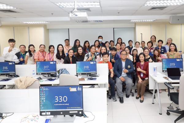 การอบรมเชิงปฏิบัติการ เรื่อง “AI เสริมศักยภาพการทำงานขับเคลื่อนองค์กรอัจฉริยะ” เพื่อเสริมสร้าง Digital Literacy สำหรับคณาจารย์ และบุคลากรโรงเรียนพยาบาลรามาธิบดี