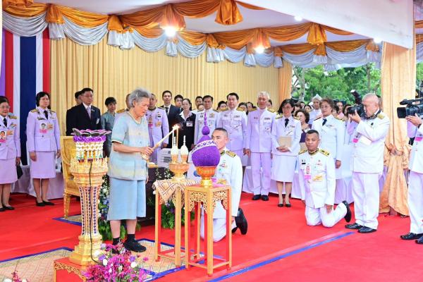 สมเด็จพระกนิษฐาธิราชเจ้า กรมสมเด็จพระเทพรัตนราชสุดา ฯ สยามบรมราชกุมารีเสด็จพระราชดำเนินไปทรงเปิดพระราชานุสาวรีย์สมเด็จพระศรีนครินทราบรมราชชนนี และทรงเปิดป้ายชื่ออาคาร “ศรีนครินทราภิบาล” ณ โรงเรียนพยาบาลรามาธิบดี คณะแพทยศาสตร์โรงพยาบาลรามาธิบดี มหาวิทยาลัย