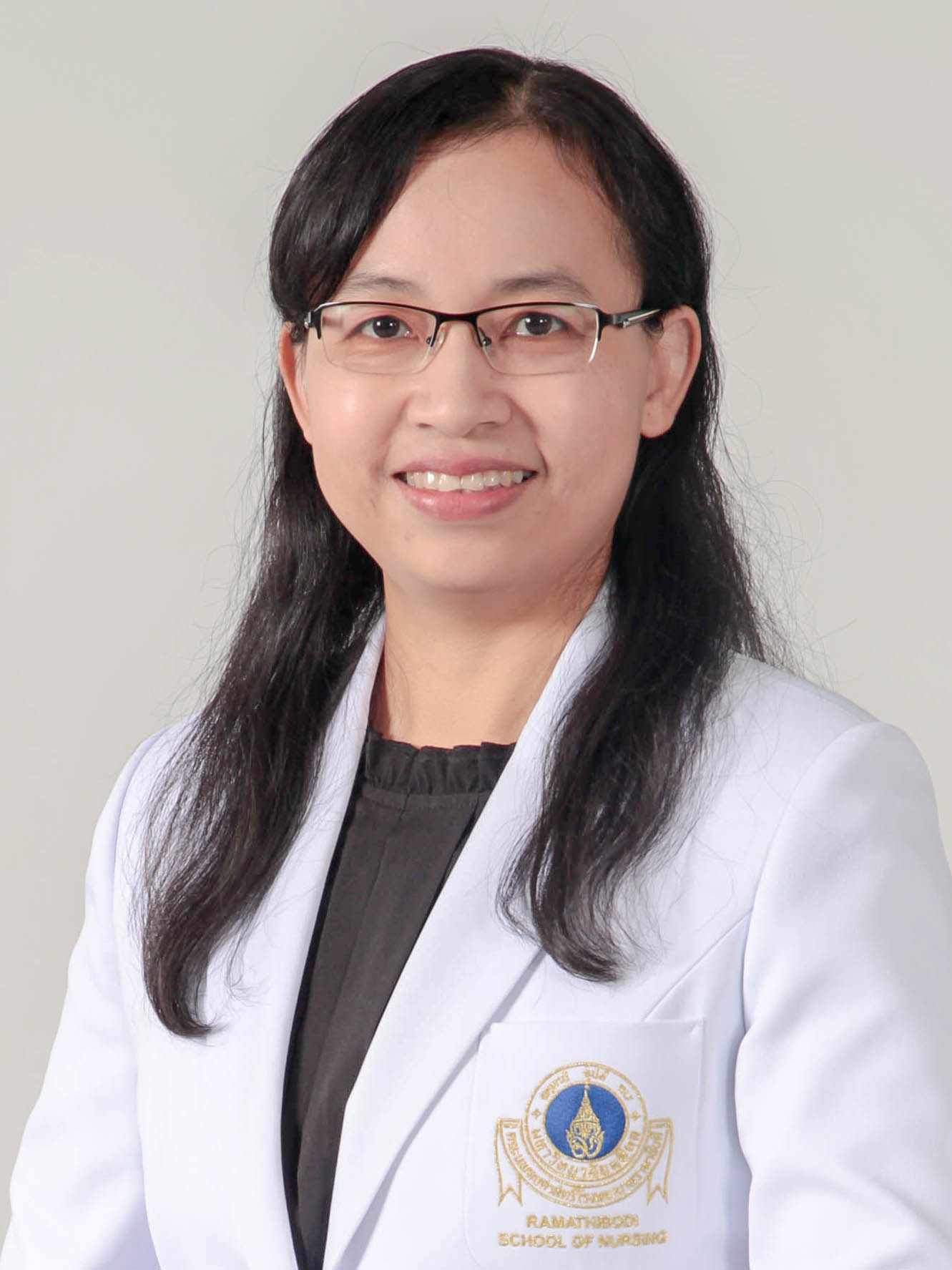 อาจารย์ ดร.จิราพร ไลนิงเกอร์ อาจารย์ ดร. สุพิชญา หวังปิติพาณิชย์