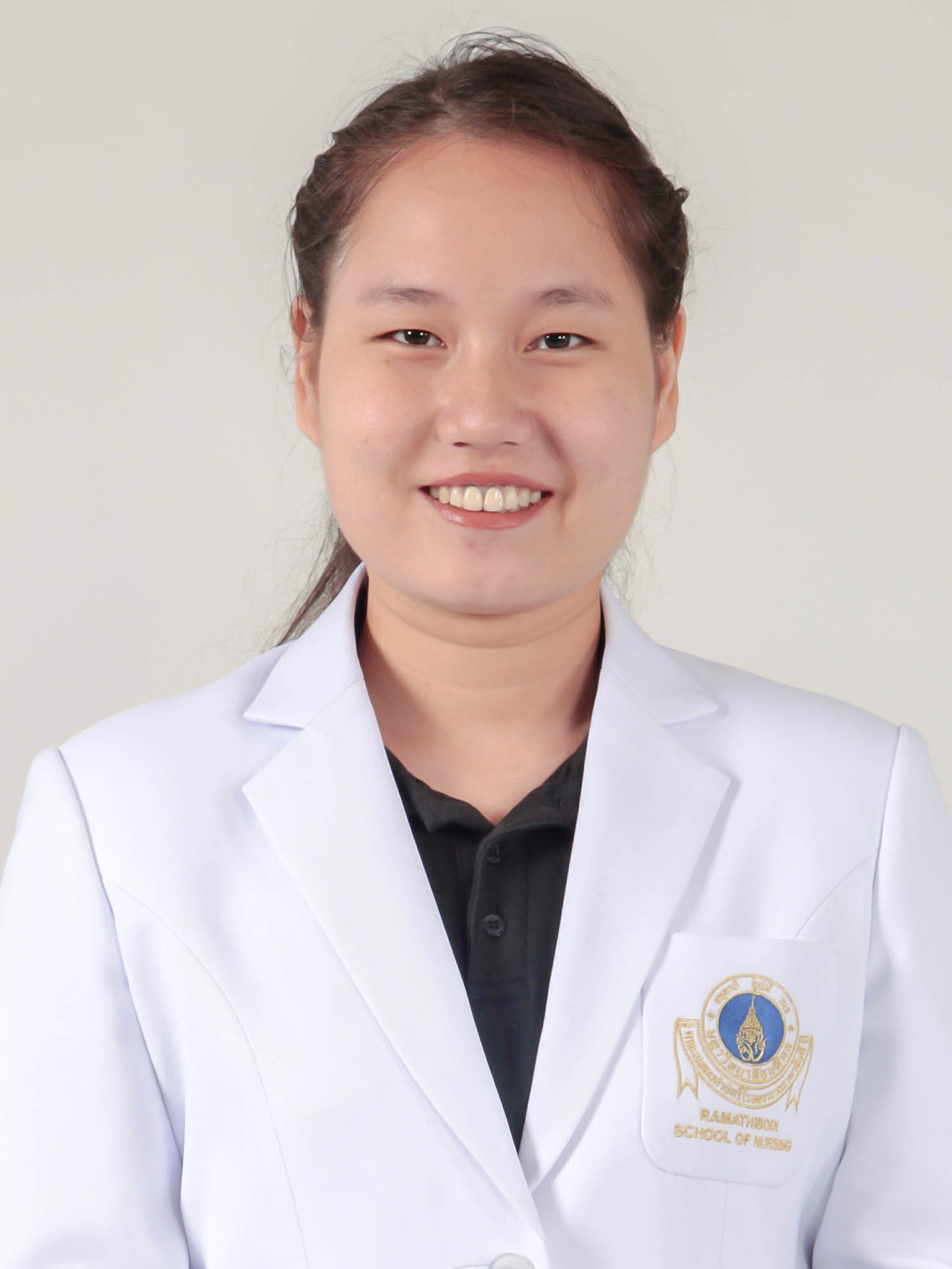 อาจารย์ชไมพร โนนศรีชัย ผู้ช่วยอาจารย์ ปวีณา นราศรี