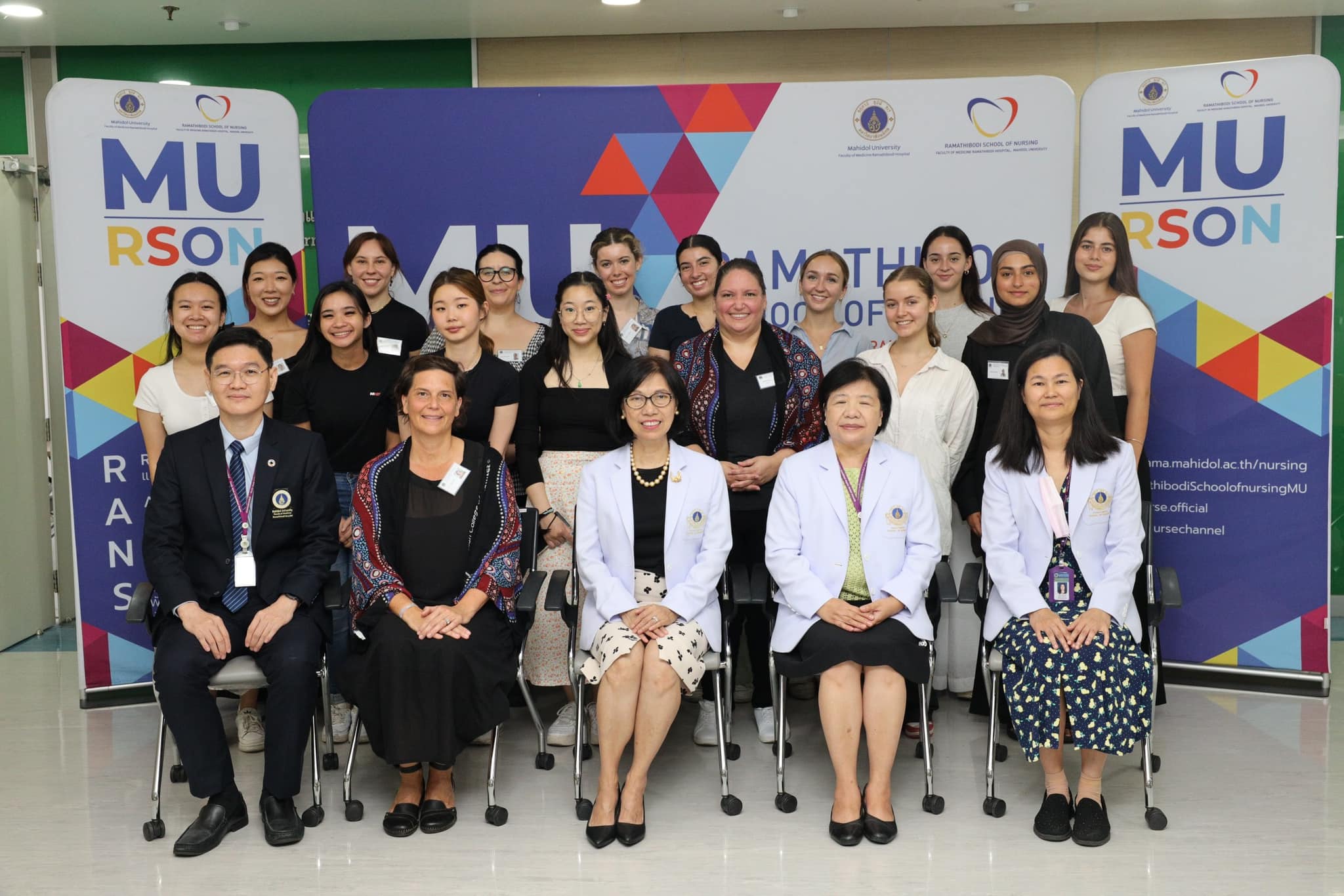 โรงเรียนพยาบาลรามาธิบดี คณะแพทยศาสตร์โรงพยาบาลรามาธิบดี มหาวิทยาลัยมหิดล ให้การต้อนรับ Dr. Heike Roth, Midwifery Lecturer และนักศึกษาผดุงครรภ์จาก University of Technology Sydney (UTS) เครือรัฐออสเตรเลีย โรงเรียนพยาบาลรามาธิบดี คณะแพทยศาสตร์โรงพยาบาลรามาธิบดี มหาวิทยาลัยมหิดล ให้การต้อนรับ Dr. Heike Roth, Midwifery Lecturer และนักศึกษาผดุงครรภ์จาก University of Technology Sydney (UTS) เครือรัฐออสเตรเลีย