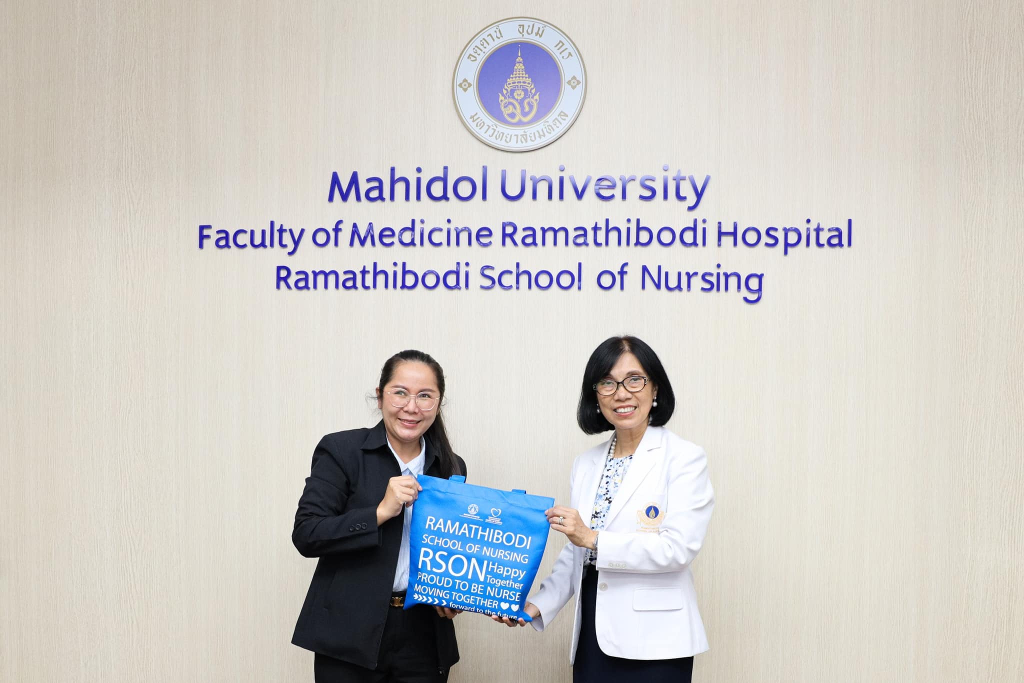 Ramathibodi School of Nursing, Faculty of Medicine Ramathibodi Hospital, Mahidol University, had a collaborative meeting with Faculty of Applied Science, King Mongkut's University of Technology North Bangkok (KMUTNB).