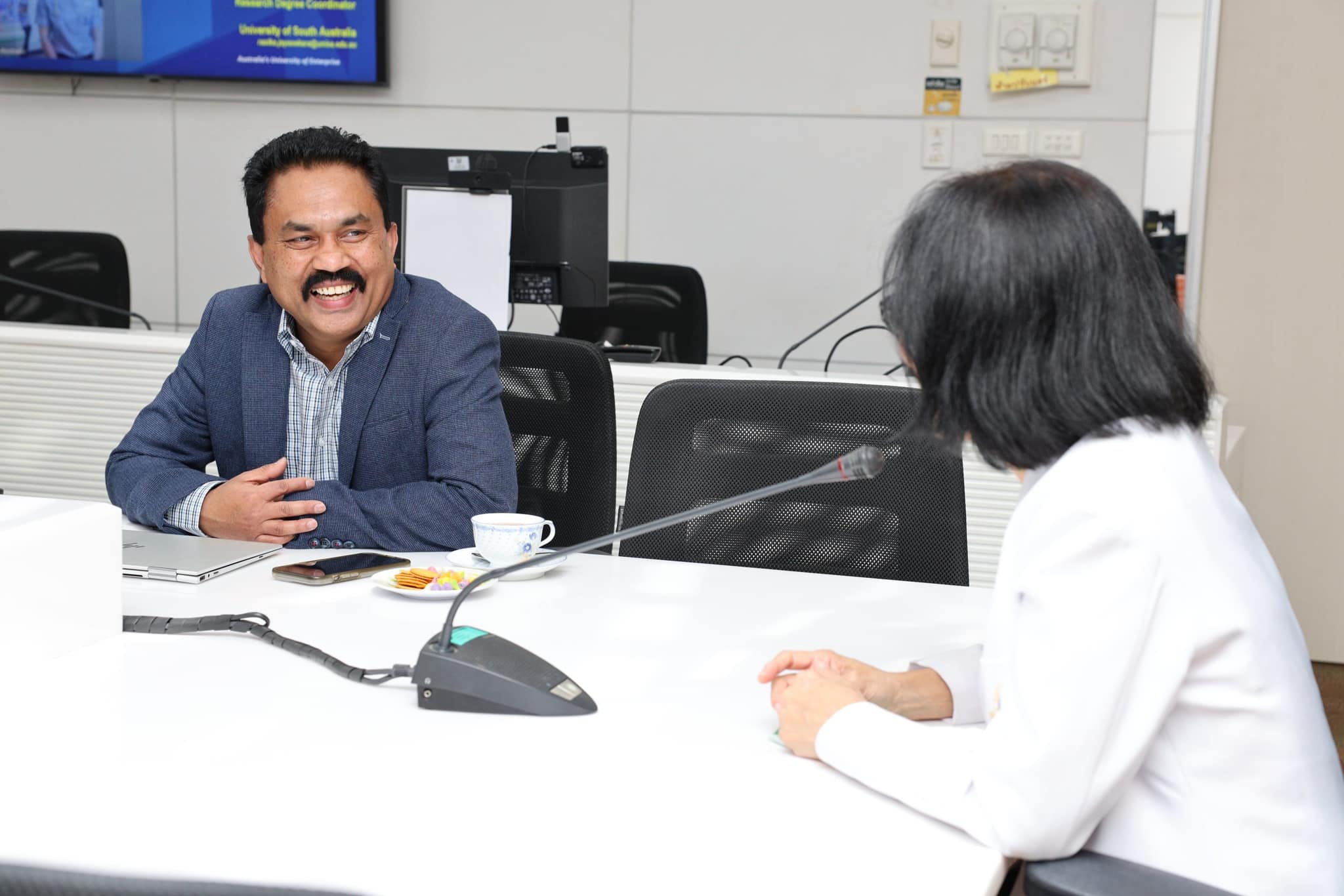 การต้อนรับ Dr. Rasika Jayasekara, senior lecturer in nursing and midwifery, University of South Australia ประเทศออสเตรเลีย