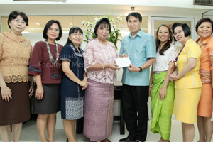 บรรยายกาศการเข้าร่วมอวยพรปีใหม่ 2559 คณะกรรมการบริหารคณะแพทยศาสตร์โรงพยาบาลรามาธิบดี