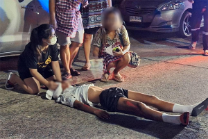 Big applause to Registered Nurse Sukumal Kaitongsuk, Division of Fundamental Nursing, Ramathibodi School of Nursing, Faculty of Medicine Ramathibodi Hospital, Mahidol University, for helping the injured person in a motorcycle accident.