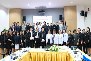 คณะผู้บริหาร และคณาจารย์ โรงเรียนพยาบาลรามาธิบดี เข้าร่วมประชุมความร่วมมือการพัฒนาผู้ปฏิบัติการพยาบาลขั้นสูง (Advanced Practice Nurse: APN)