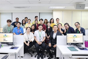 โครงการพัฒนาทักษะด้าน IT and Digital literacy สำหรับบุคลากรสายสนับสนุนโรงเรียนพยาบาลรามาธิบดี เรื่อง “ตัดต่อวิดีโอ ง่าย ๆ แบบมืออาชีพด้วยโปรแกรม Cap Cut” รุ่นที่ 1