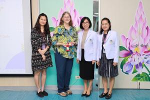 Professor Dr. Cynthia Jacelon, University of Massachusetts Amherst visited and gave a special lecture to Ramathibodi lecturers and nursing students at Ramathibodi School of Nursing
