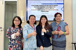 Congratulations Ms.Jatupat Poolsawad on passing her Thesis proposal examination for Master of Nursing Science Program (International Program)