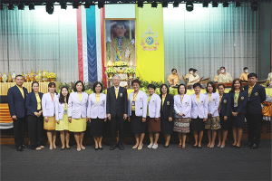 โรงเรียนพยาบาลรามาธิบดี คณะแพทยศาสตร์โรงพยาบาลรามาธิบดี มหาวิทยาลัยมหิดล เข้าร่วมพิธีถวายพระพรชัยมงคล เนื่องในวโรกาสวันเฉลิมพระชนมพรรษา พระบาทสมเด็จพระปรเมนทรรามาธิบดีศรีสินทรมหาวชิราลงกรณ พระวชิรเกล้าเจ้าอยู่หัว