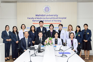 The Signing Ceremony for the Memorandum of Understanding on Academic Collaboration between Ramathibodi School of Nursing, Faculty of Medicine Ramathibodi Hospital, Mahidol University, and the Faculty of Science, Mahidol University.