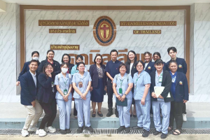 หลักสูตรพยาบาลศาสตรมหาบัณฑิต สาขาวิชาการพยาบาลเวชปฏิบัติผู้สูงอายุ โรงเรียนพยาบาลรามาธิบดี คณะแพทยศาสตร์โรงพยาบาลรามาธิบดี มหาวิทยาลัยมหิดล ศึกษาดูงานบ้านพักผู้สูงอายุ