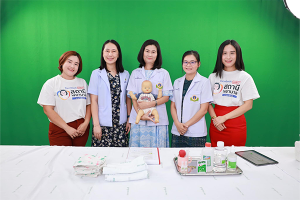โรงเรียนพยาบาลรามาธิบดี คณะแพทยศาสตร์โรงพยาบาลรามาธิบดี มหาวิทยาลัยมหิดล จัดรายการ “สถานีพยาบาล” EP.3 “ล้างจมูก...รู้วิธีทำง่าย...ทั้งเด็กและผู้ใหญ่”