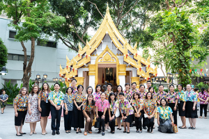 โรงเรียนพยาบาลรามาธิบดี เข้าร่วมพิธีสรงน้ำพระพุทธรูปเนื่องในเทศกาลสงกรานต์ ประจำปี 2567 จัดโดยคณะแพทยศาสตร์โรงพยาบาลรามาธิบดี มหาวิทยาลัยมหิดล