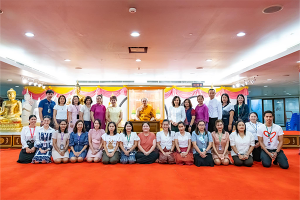 ฝ่ายทรัพยากรบุคคลและศิลปวัฒนธรรม โรงเรียนพยาบาลรามาธิบดี คณะแพทยศาสตร์โรงพยาบาลรามาธิบดี มหาวิทยาลัยมหิดล จัดกิจกรรมทำบุญวัดไตรมิตรวิทยารามวรวิหาร เนื่องในวันวิสาขบูชา ประจำปี 2567