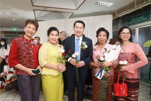 พิธีมอบของที่ระลึกในงาน “มุทิตาจิตผู้เกษียณอายุราชการและอายุงาน ประจำปี 2566”