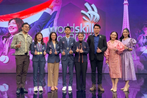 ตัวแทนเยาวชนของประเทศไทย ที่คว้ารางวัลชนะเลิศเหรียญทองอันดับหนึ่ง “Gold Medal” และรางวัล “Best of Nation” จากการแข่งขัน “WorldSkills Lyon 2024” เข้าร่วมรายการ “วันใหม่ วาไรตี้” ณ องค์การกระจายเสียงและแพร่ภาพสาธารณะแห่งประเทศไทย ไทยพีบีเอส (Thai PBS)
