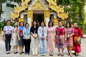 คณะผู้บริหาร คณาจารย์ โรงเรียนพยาบาลรามาธิบดี นำตัวแทนเยาวชนของประเทศไทย ในการแข่งขันฝีมือแรงงานนานาชาติ ครั้งที่ 47 เข้าร่วมพิธีถวายพวงมาลัย และกราบสักการะขอพร ณ ศาลสมเด็จกรมหลวงชุมพรเขตอุดมศักดิ์ (เสด็จเตี่ย)