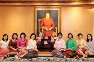 งานสงกรานต์-พิธีรดน้ำขอพรพยาบาลอาวุโส ณ สภาการพยาบาล ประจำปี 2559 