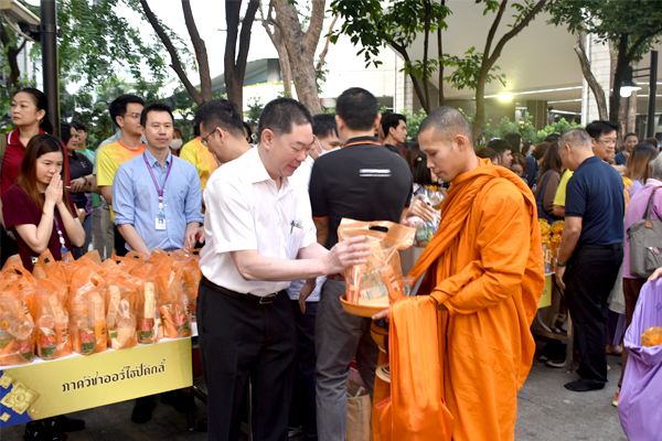 ภาควิชาออร์โธปิดิกส์ร่วมงานทำบุญปีใหม่ 2568