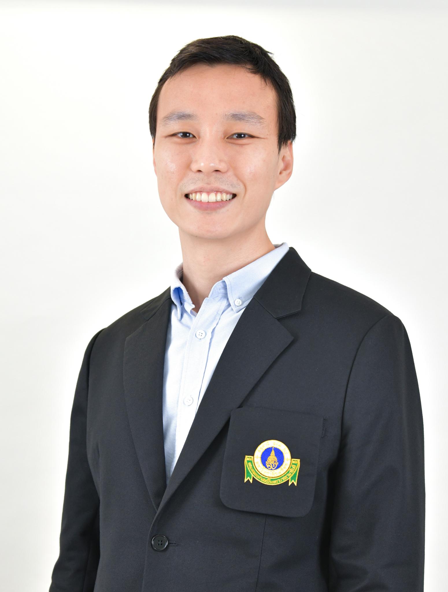 ผู้ช่วยศาสตราจารย์ นายแพทย์นที สาครยุทธเดช