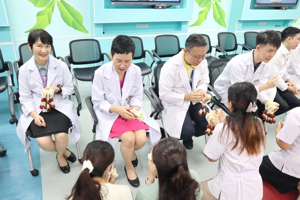 ภาพบรรยากาศพิธีไหว้ครู ภาควิชารังสีวิทยา คณะแพทยศาสตร์โรงพยาบาลรามาธิบดี 