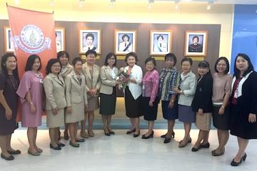 สมาคมศิษย์เก่าพยาบาลรามาธิบดี ร่วมแสดงความยินดีกับอาจารย์ สุปาณี ที่เคารพรัก ได้รับคัดเลือกให้เป็นนายกสมาคมพยาบาลแห่งประเทศไทย