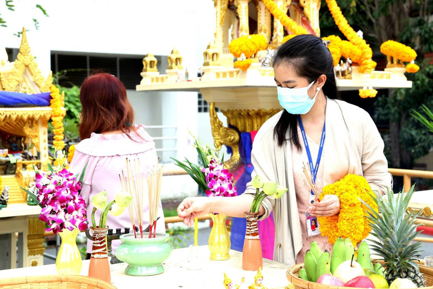 ภาพงานทำบุญครบรอบวันคล้ายวันสถาปนา วิทยาลัยราชสุดา ภาพที่ 9