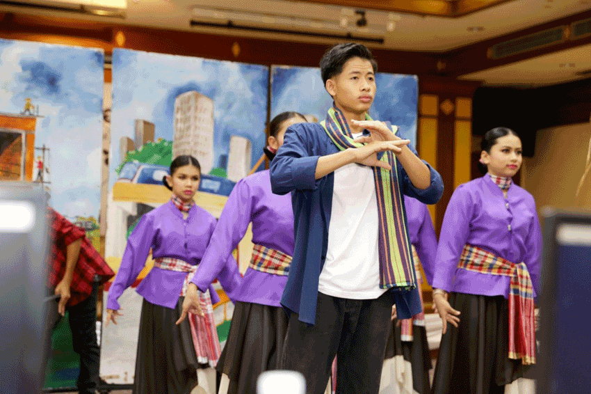 การประกวดการเล่าเรื่องภาษามือไทย ครั้งที่ 16 ชิงถ้วยพระราชทานสมเด็จพระกนิษฐาธิราชเจ้า กรมสมเด็จพระเทพรัตนราชสุดาฯ สยามบรมราชกุมารี