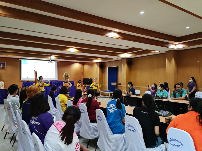 ศึกษาดูงานในกิจกรรมพัฒนาแหล่งเรียนรู้ : แปลงเกษตร ณ โรงเรียนโสตศึกษาจังหวัดสุรินทร์ และโรงเรียนมีชัยพัฒนา จังหวัดบุรีรัมย์ ศึกษาดูงานในกิจกรรมพัฒนาแหล่งเรียนรู้ : แปลงเกษตร ณ โรงเรียนโสตศึกษาจังหวัดสุรินทร์ และโรงเรียนมีชัยพัฒนา จังหวัดบุรีรัมย์
