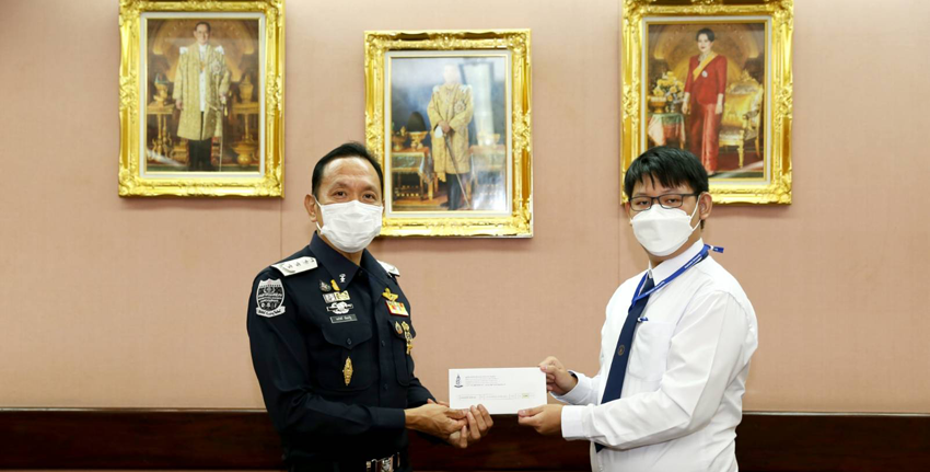 พิธีมอบทุนการศึกษามูลนิธิช่วยนักเรียนที่ขาดแคลน ในพระบรมราชินูปถัมภ์ (ม.น.ข.) พิธีมอบทุนการศึกษามูลนิธิช่วยนักเรียนที่ขาดแคลน ในพระบรมราชินูปถัมภ์ (ม.น.ข.)