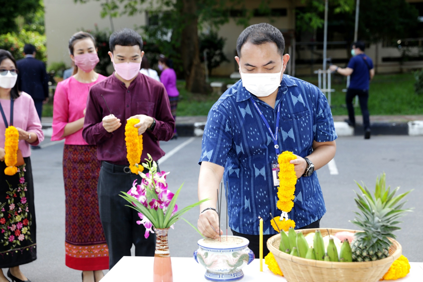 ทำบุญวันคล้ายวันสถาปนาวิทยาลัยราชสุดา มหาวิทยาลัยมหิดล ซึ่งในปีนี้ครบรอบ 31 ปี แห่งการก่อตั้งวิทยาลัย