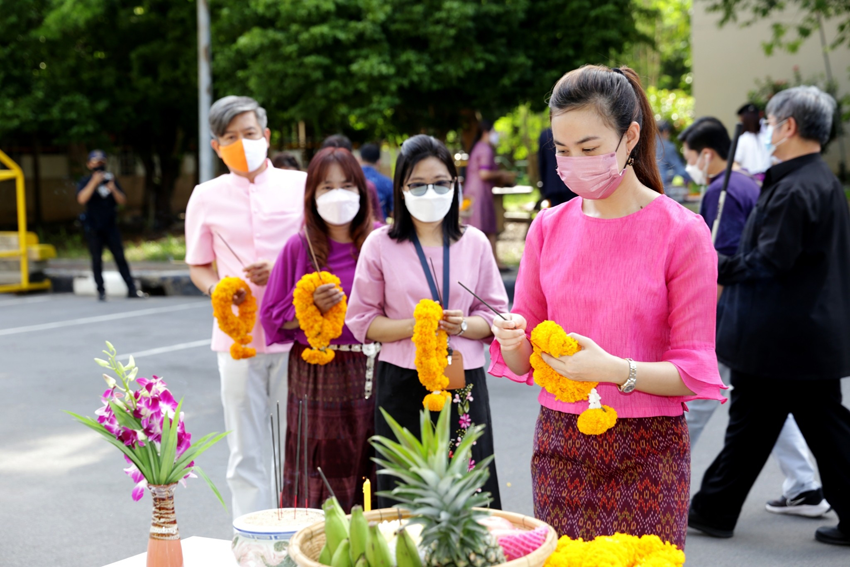 ทำบุญวันคล้ายวันสถาปนาวิทยาลัยราชสุดา มหาวิทยาลัยมหิดล ซึ่งในปีนี้ครบรอบ 31 ปี แห่งการก่อตั้งวิทยาลัย