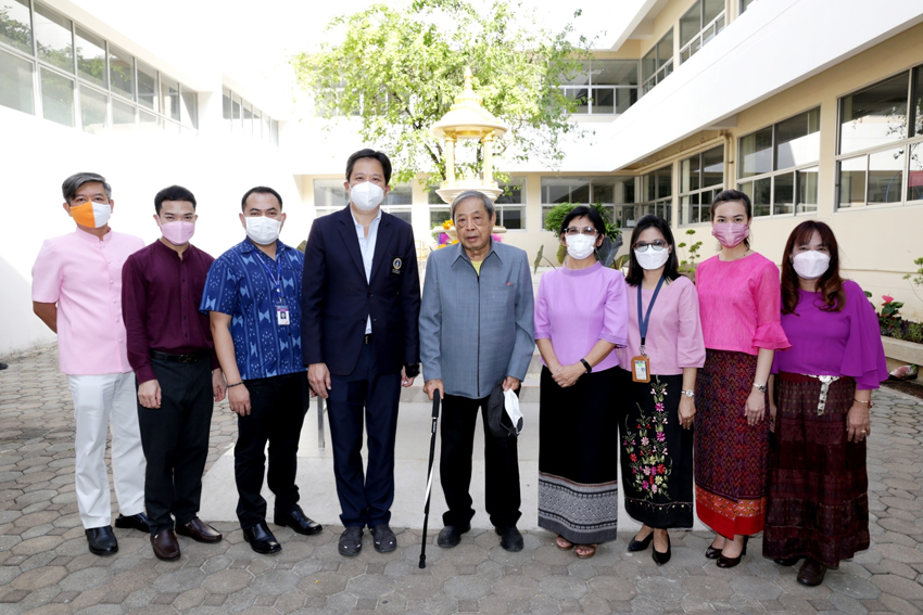 ทำบุญวันคล้ายวันสถาปนาวิทยาลัยราชสุดา มหาวิทยาลัยมหิดล ซึ่งในปีนี้ครบรอบ 31 ปี แห่งการก่อตั้งวิทยาลัย ทำบุญวันคล้ายวันสถาปนาวิทยาลัยราชสุดา มหาวิทยาลัยมหิดล ซึ่งในปีนี้ครบรอบ 31 ปี แห่งการก่อตั้งวิทยาลัย