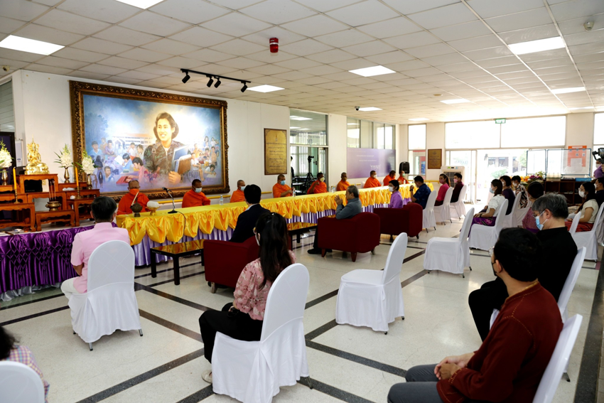 ทำบุญวันคล้ายวันสถาปนาวิทยาลัยราชสุดา มหาวิทยาลัยมหิดล ซึ่งในปีนี้ครบรอบ 31 ปี แห่งการก่อตั้งวิทยาลัย ทำบุญวันคล้ายวันสถาปนาวิทยาลัยราชสุดา มหาวิทยาลัยมหิดล ซึ่งในปีนี้ครบรอบ 31 ปี แห่งการก่อตั้งวิทยาลัย