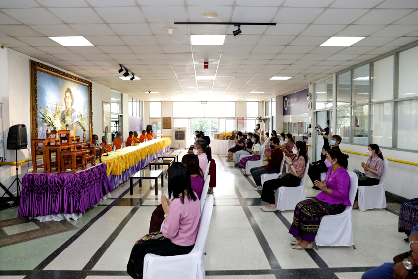 ทำบุญวันคล้ายวันสถาปนาวิทยาลัยราชสุดา มหาวิทยาลัยมหิดล ซึ่งในปีนี้ครบรอบ 31 ปี แห่งการก่อตั้งวิทยาลัย ทำบุญวันคล้ายวันสถาปนาวิทยาลัยราชสุดา มหาวิทยาลัยมหิดล ซึ่งในปีนี้ครบรอบ 31 ปี แห่งการก่อตั้งวิทยาลัย